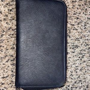 All About the Benjamin’s - thirty one wallet